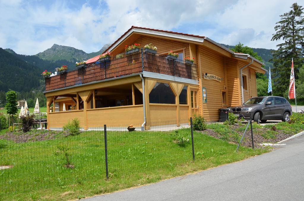 Feriendorf Am Hahnenkamm 로이테 외부 사진